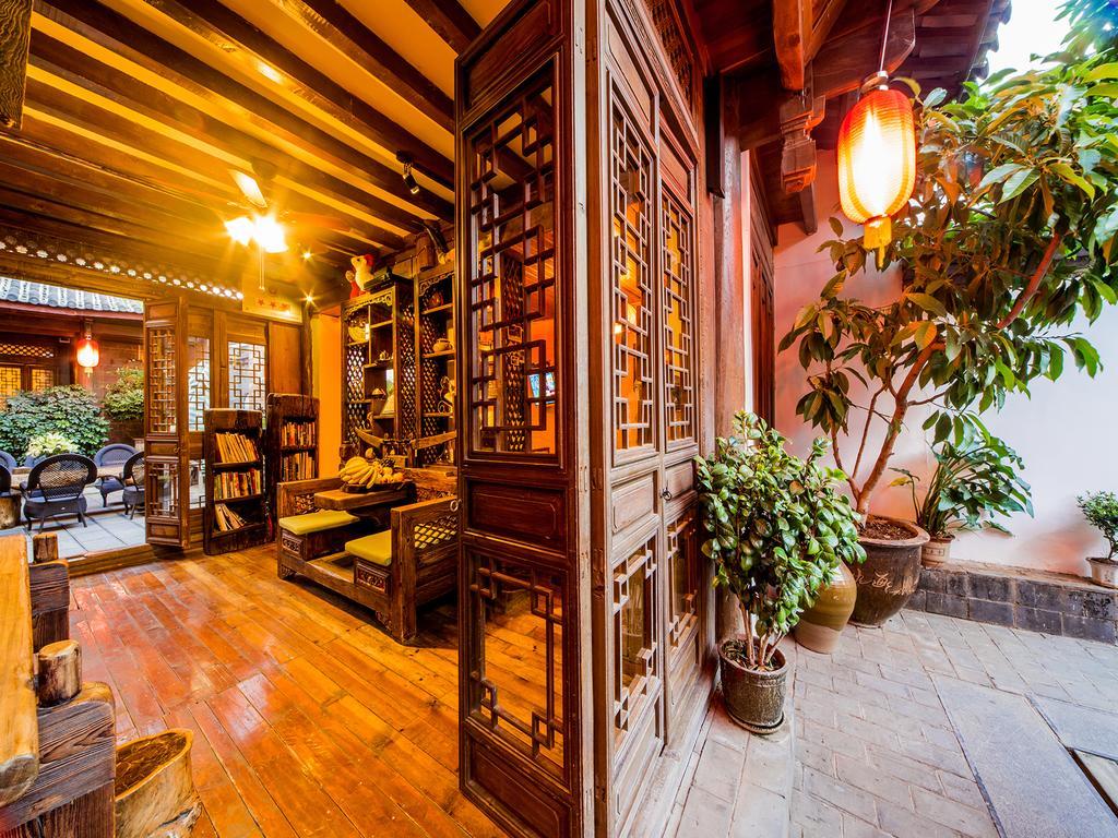 Old Tree Boutique Guesthouse Lijiang  Zewnętrze zdjęcie