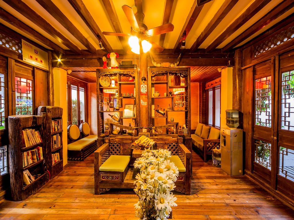 Old Tree Boutique Guesthouse Lijiang  Zewnętrze zdjęcie