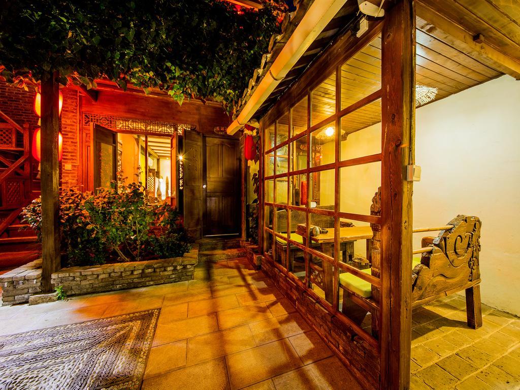 Old Tree Boutique Guesthouse Lijiang  Zewnętrze zdjęcie