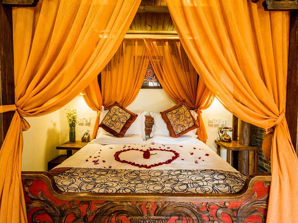 Old Tree Boutique Guesthouse Lijiang  Zewnętrze zdjęcie