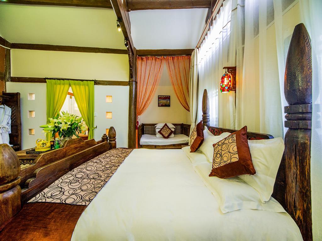 Old Tree Boutique Guesthouse Lijiang  Zewnętrze zdjęcie